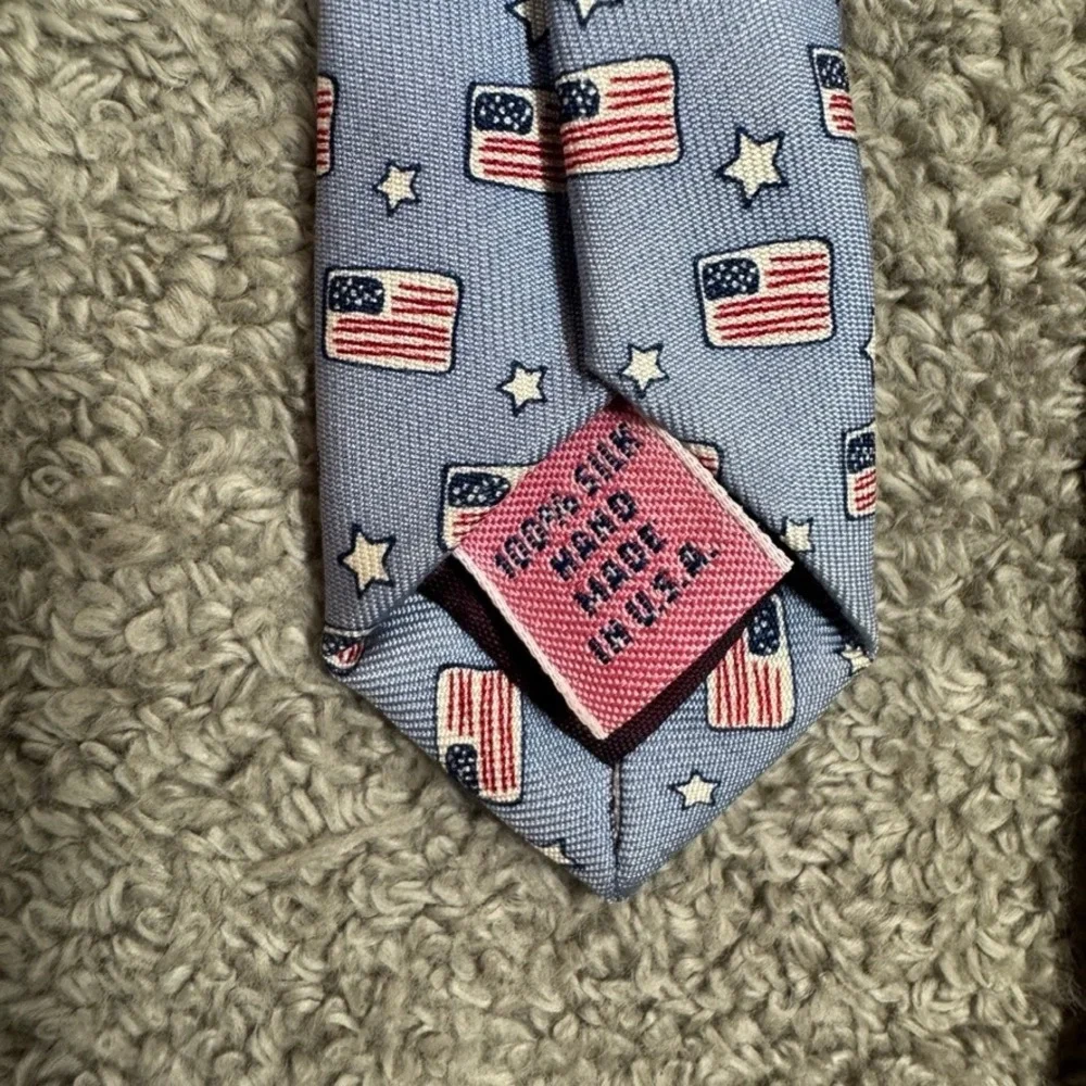 Vineyard Vines Mens American Flag Stars Silk Tie Patriotic USA Made Hand Made